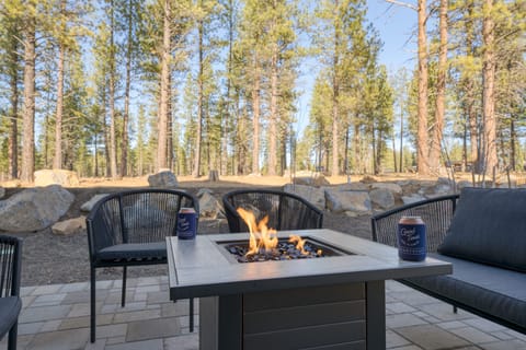 Gas firepit table gives you the perfect place to spend an evening.