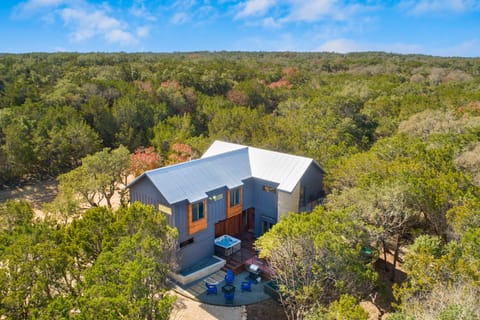 Large lot gives you ultimate privacy 40 minutes from Downtown Austin.