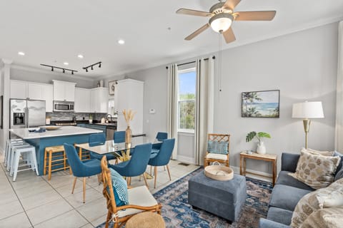 Open layout makes it easy for your group to connect.