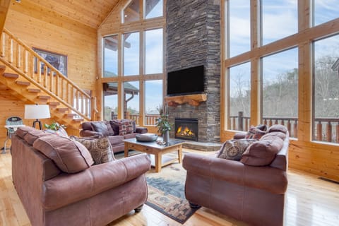 Stunning Smoky Mountain estate.