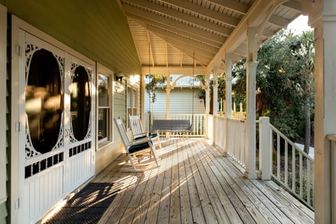 Welcome to 75 Grand Pavilion