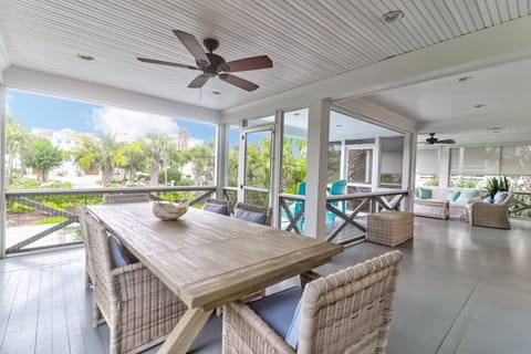 302 Charleston by AvantStay | Stunning Private Pool House in Isle of Palms