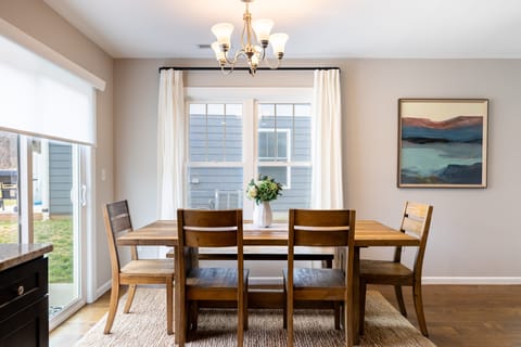 Welcome to Silver Maple!