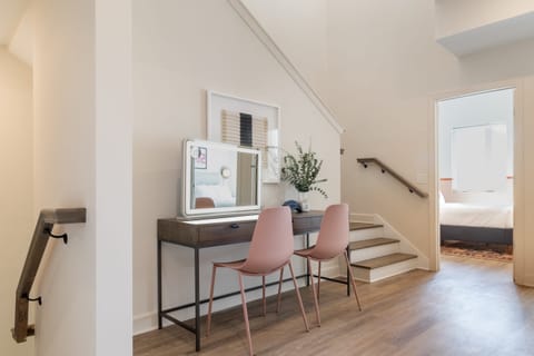 Curated vanity station to prep for Nashville's best events.