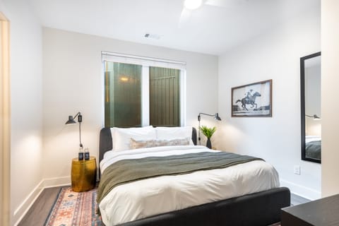 Greetings from your Nashville getaway.