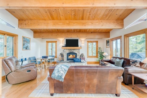 Airy and bright design.