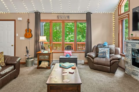 Show off your skills and enjoy some friendly competition with a deck of cards.