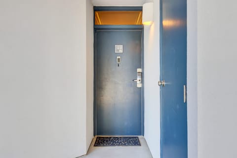 Bedroom 2 features a Queen bed.