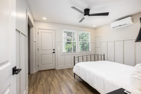 Clean, spacious, and convenient.