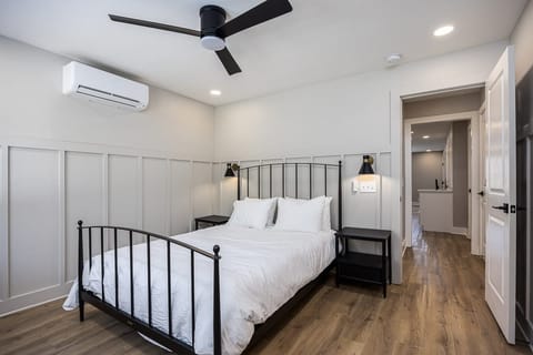 Queen bed - your cozy retreat.