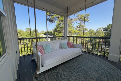 30A Ocean Pearl by AvantStay | Newly Built • Pool Access + Golf Cart | Walk to Dune Allen Beach House in South Walton County