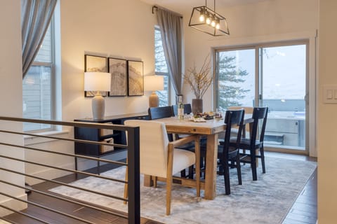 Dining area has seating for 6.