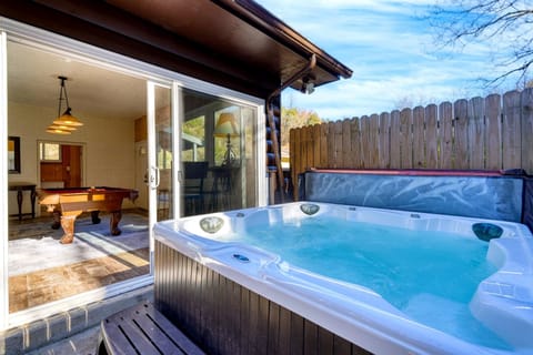 The king suite has a separate entrance and is not accessible from the main house.