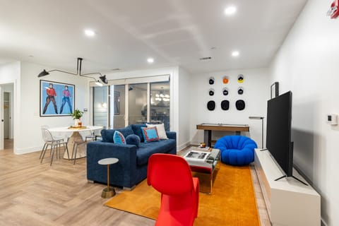 Carter suites boast in-unit laundry, fully equipped kitchens, and streaming TVs. (First Round)