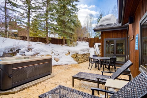 A one-of-a-kind, Crown Jewel experience with stunning architecture and design.