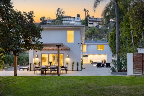 Spacious patio with al fresco dining.