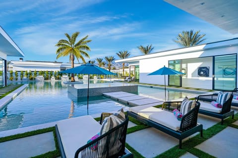Lounge in style by the pool.