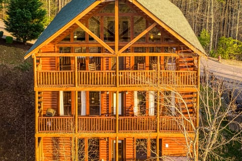 Welcome to Lookout Lodge!