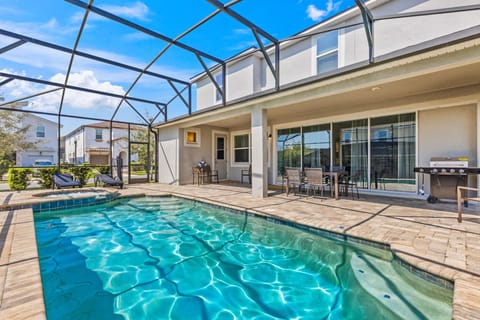 Gorgeous private pool and hot tub.