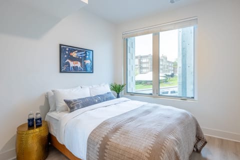 Outrider Buyout- 3 units by AvantStay | Sleeps 36 House in East Nashville