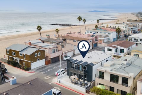 Welcome to Sandy & Shelly!