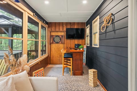 Getting the party started with Dart, Jenga, and more!