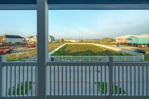 Neighborhood views from the balcony.