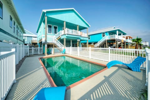 Poolside retreat. (Bourbon Breeze)