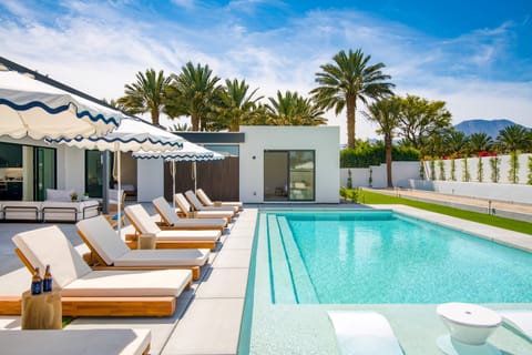 Stunning pool. (Polo Villa 16)