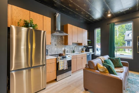 Modern and sleek kitchen