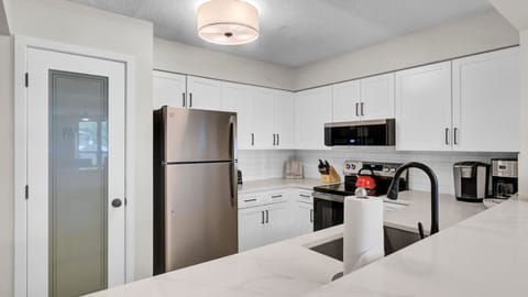 Newly Renovated Beachfront Condo | Pool & Balcony | 108 Summerhouse by AvantStay Apartment in Wild Dunes