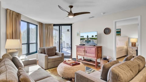 Newly Renovated Beachfront Condo | Pool & Balcony | 108 Summerhouse by AvantStay Apartment in Wild Dunes