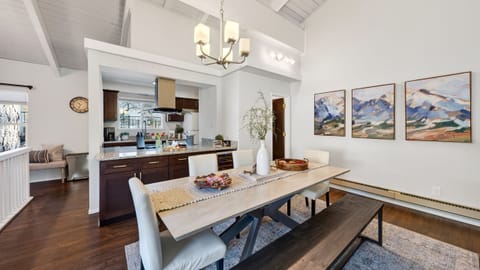 Kitchen and dining area.