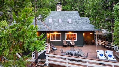Aerial view of the deck.