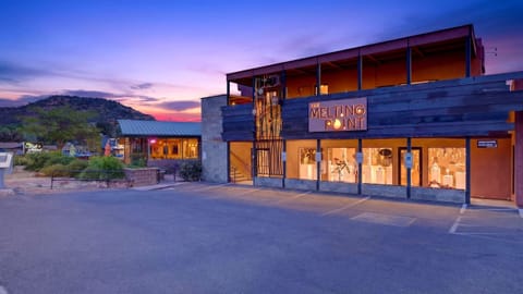 The Melting Point lights up the Sedona skyline with modern style, cozy stays, and an unbeatable central location.