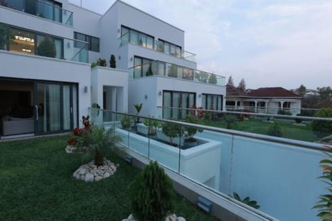 Garden, Garden view, Swimming pool