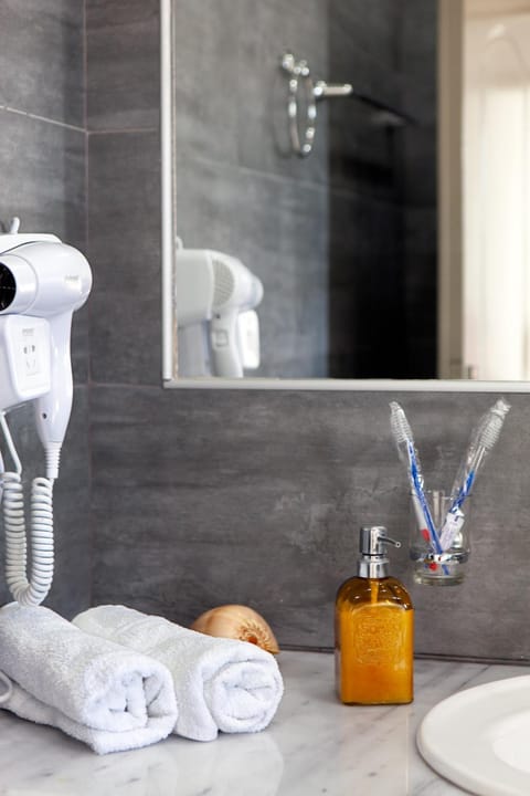 Villa Dina with private Juccuzi Apartment in Perissa