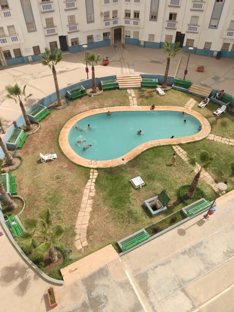 Swimming pool, Swimming pool, sunbed