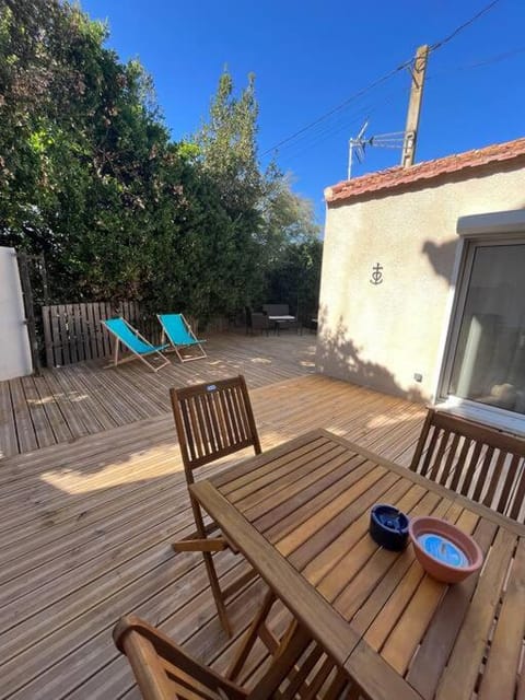 Patio, Day, View (from property/room), sunbed