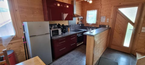 Coffee/tea facilities, Kitchen or kitchenette, dishwasher, minibar, pet friendly, stove, toaster