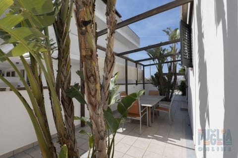 Patio, Day, Garden, View (from property/room), Balcony/Terrace, Garden view