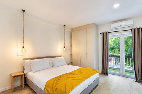 Bed, Bedroom