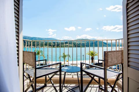 Natural landscape, View (from property/room), Balcony/Terrace, Balcony/Terrace, Mountain view, Sea view
