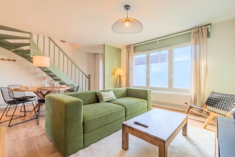 3 bedroom house with garden near Lille + garage Bed and Breakfast in Lille