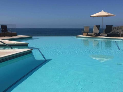 Day, Natural landscape, Pool view, Sea view, Swimming pool, sunbed