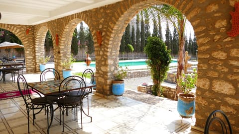 Patio, Garden, Garden view, Pool view, Swimming pool, sunbed