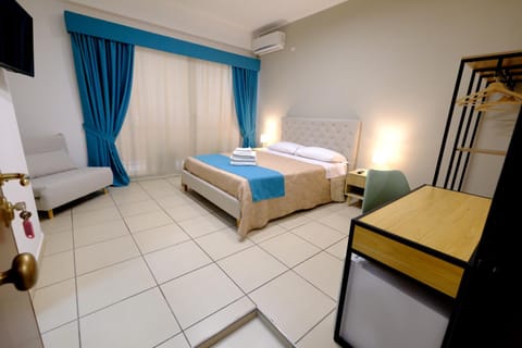 TV and multimedia, air conditioner