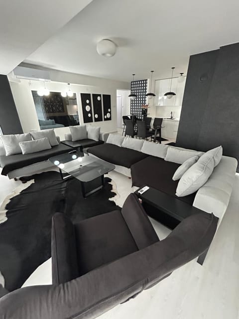 Sandev apartments Black&White Apartment in Decentralized Administration of Macedonia and Thrace