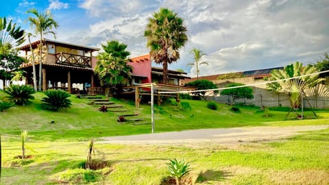 Property building, Spring, Day, Natural landscape, Garden, Garden, Spa and wellness centre/facilities, Garden view
