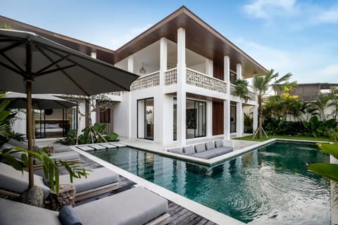 Property building, Balcony/Terrace, Balcony/Terrace